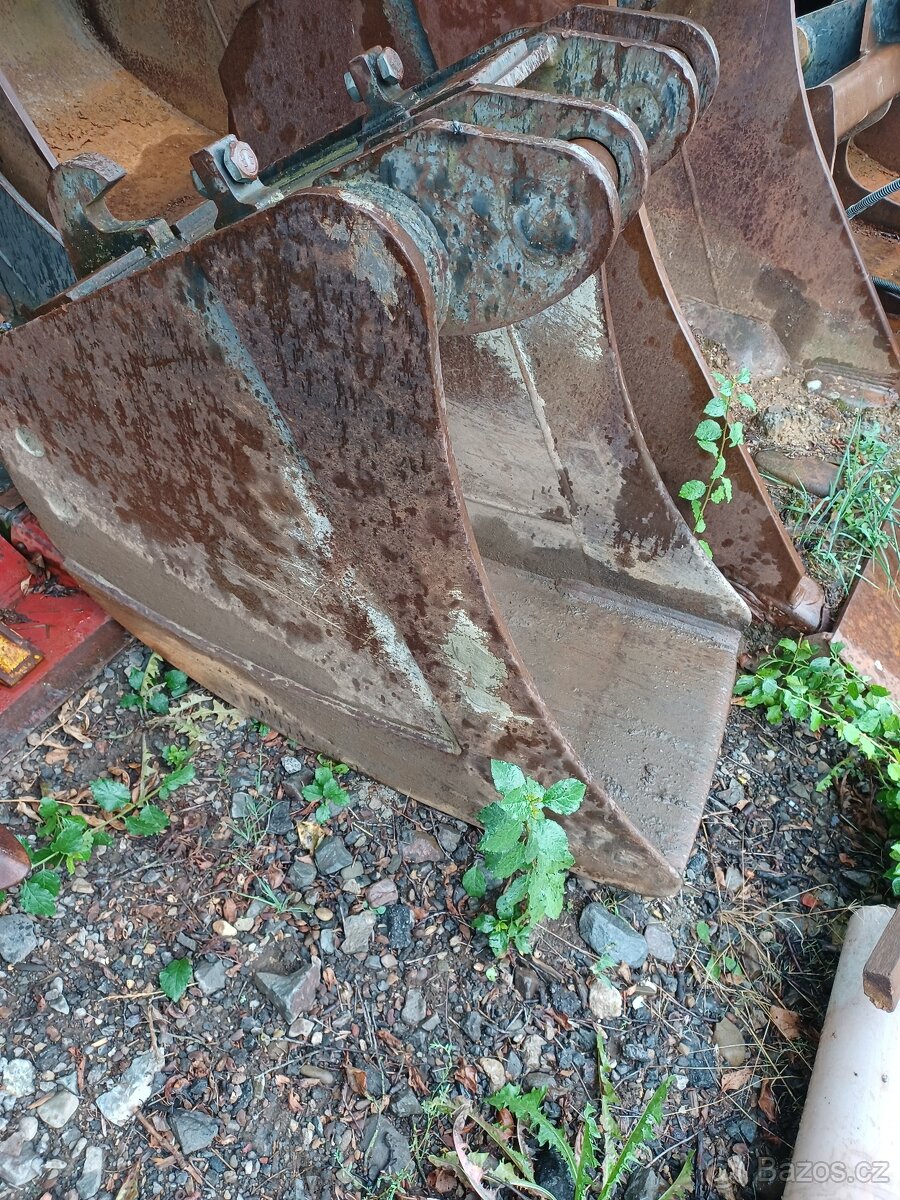 Lopata Liebherr, Volvo - 2