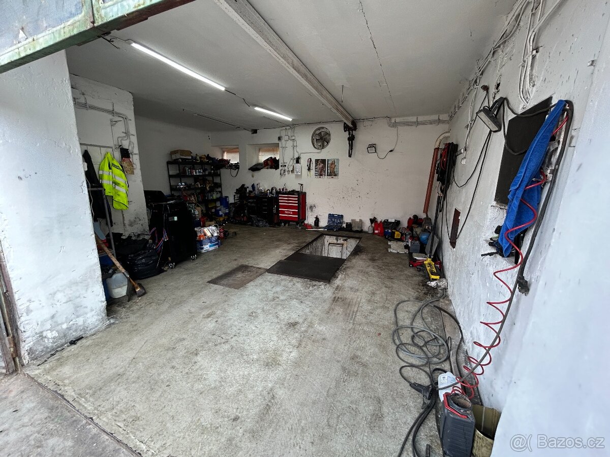 Autodilna garaz Dolany - 2