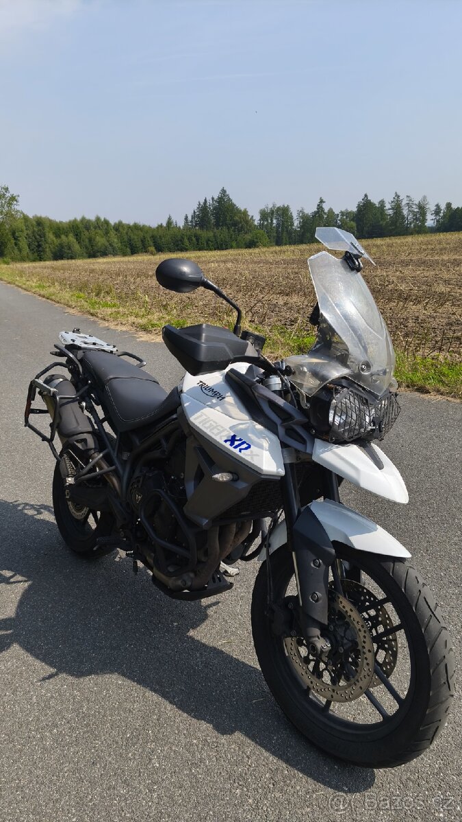 Triumph Tiger 800 XRX - 2