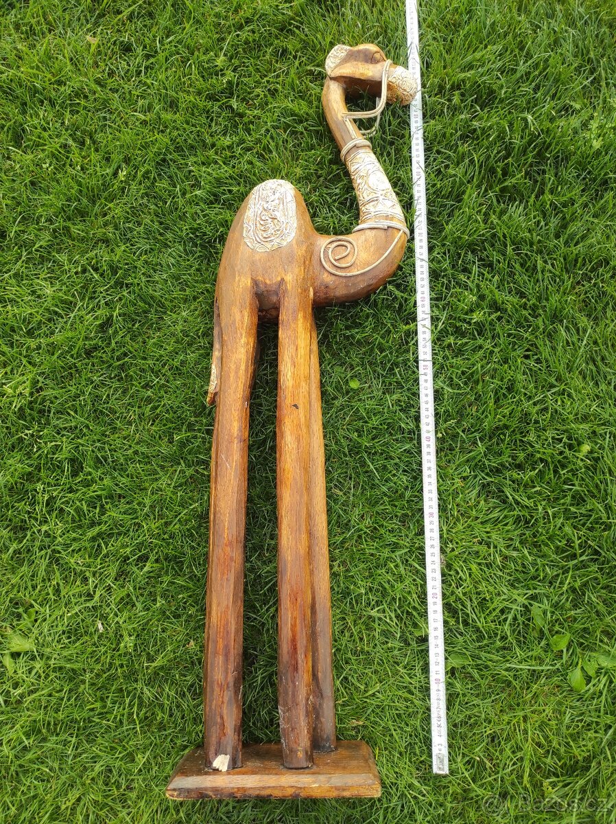 5 dřevěných velkých soch - celek - 2