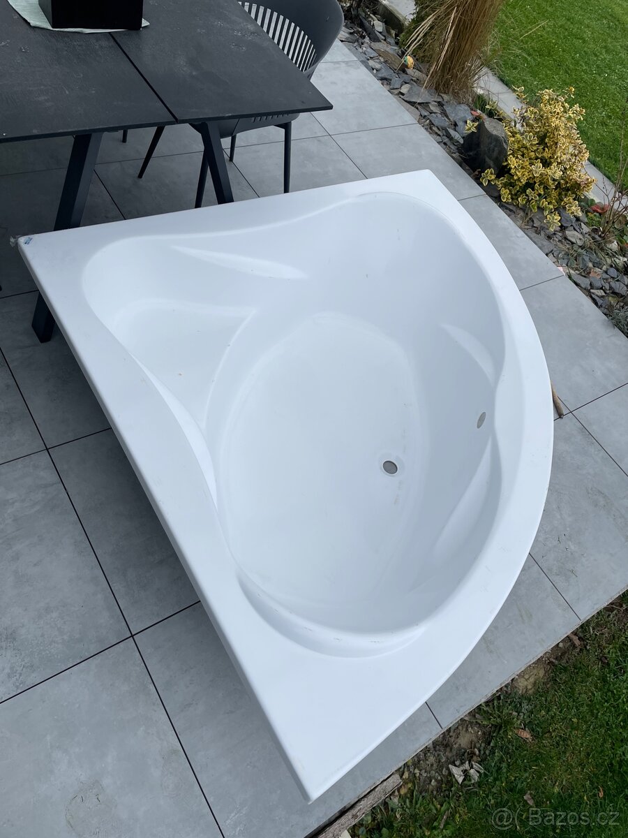 Rohová vana 150x150cm - 2