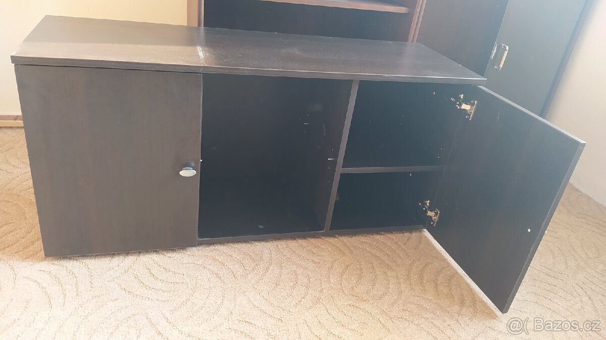 Televizní stolek - 2