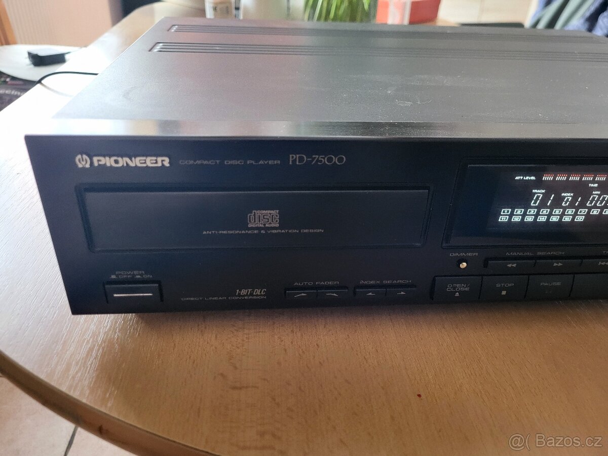 Prodám CD přehrávač PIONEER PD7500 - 2