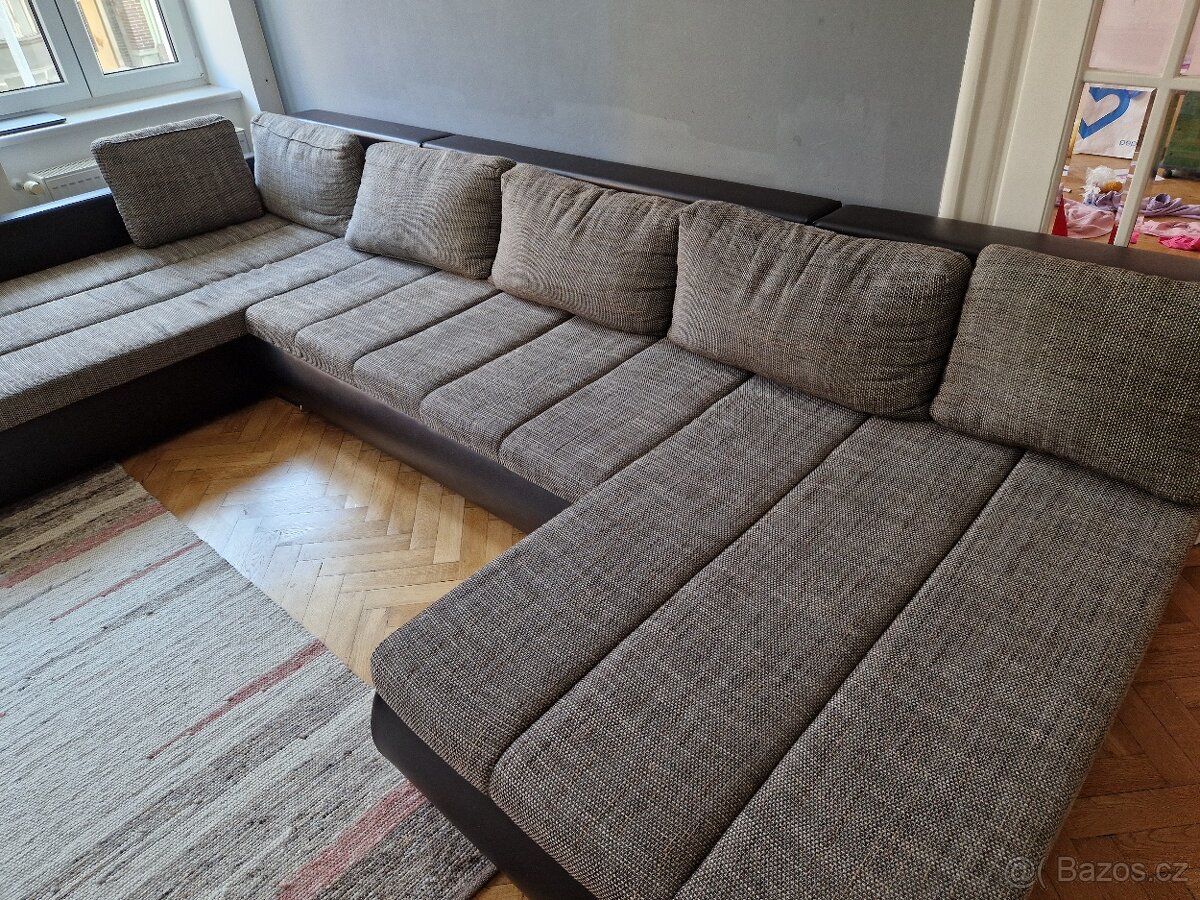 Velký rozkládací gauč - 2