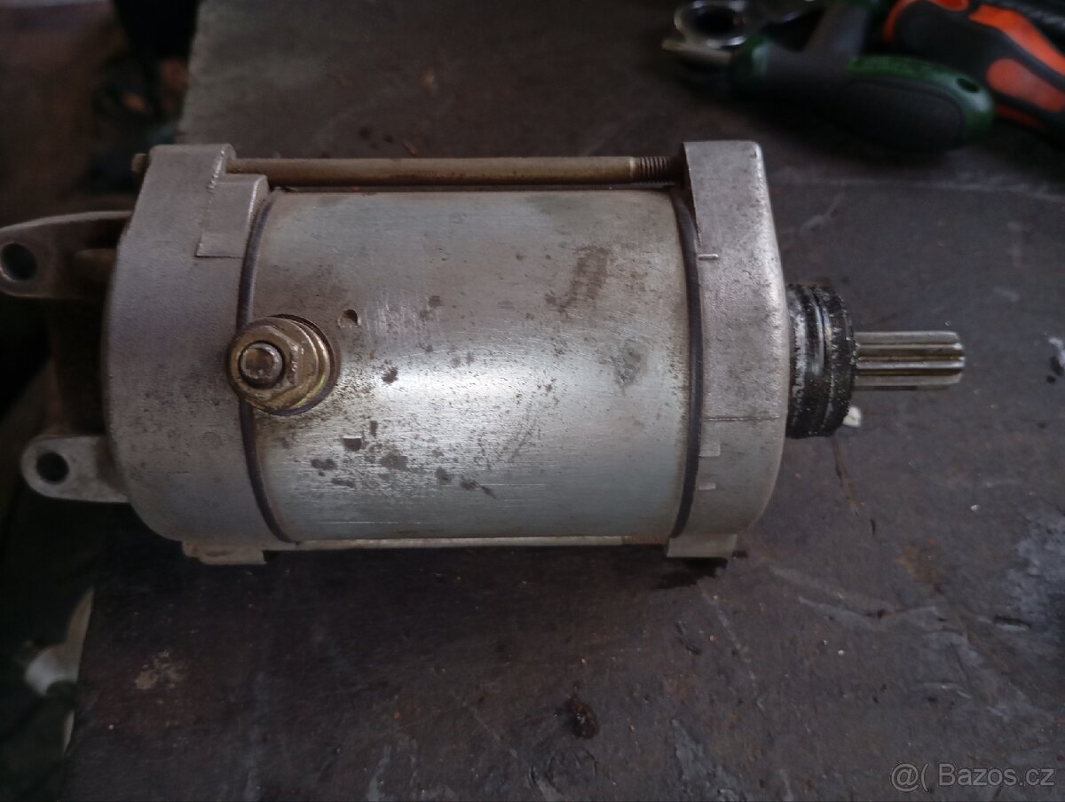 Startér Honda CBR 900 Fireblade - 2