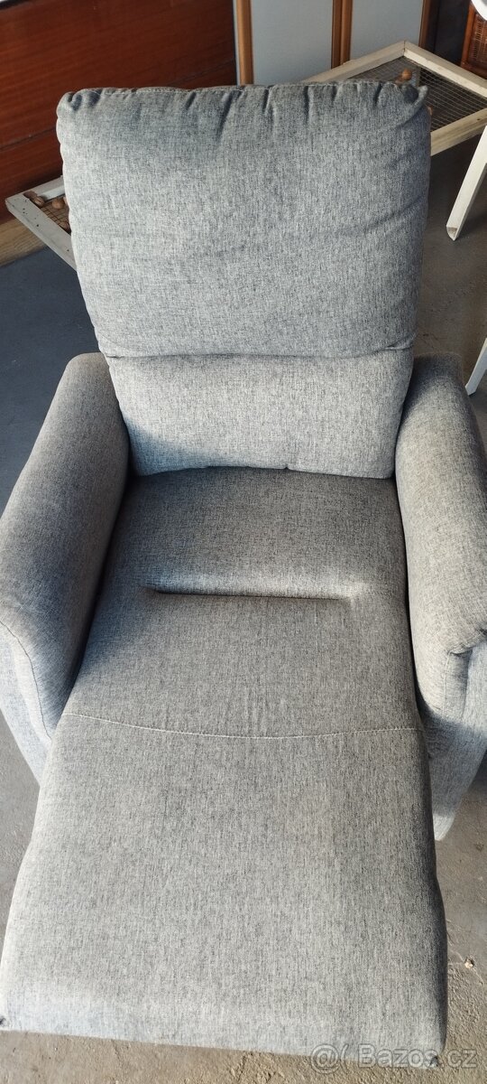 Polohovací křeslo - 2
