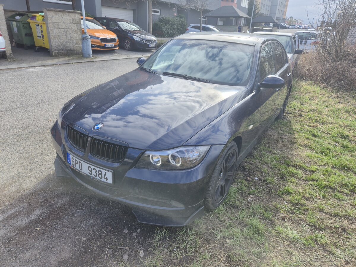 BMW E90 320i projekt/ swap - zachovalý interiér - 2