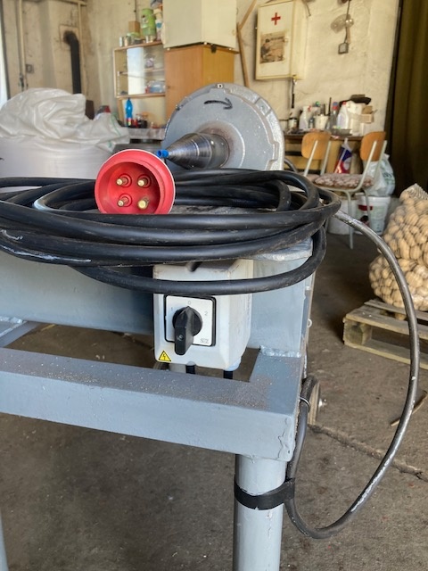 kuželová štípačka - 2