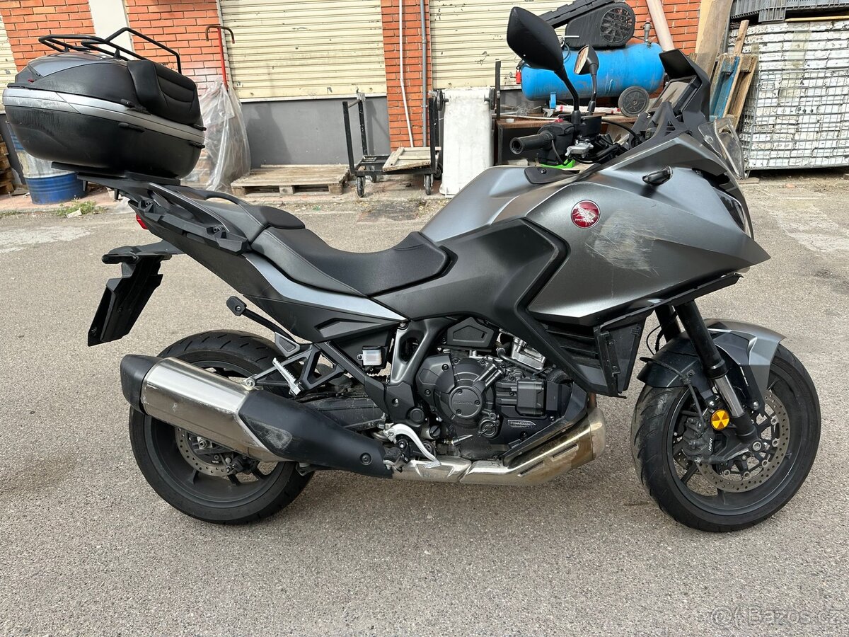 Honda nt 1100 - 2