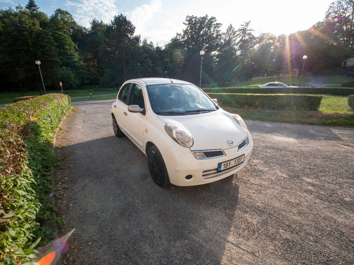 Nissan Micra - 2