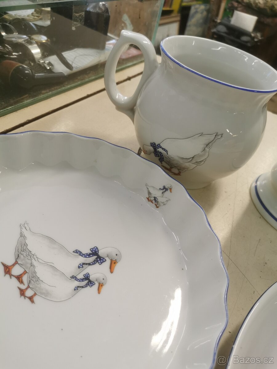Český porcelán Thun. Husy - 2
