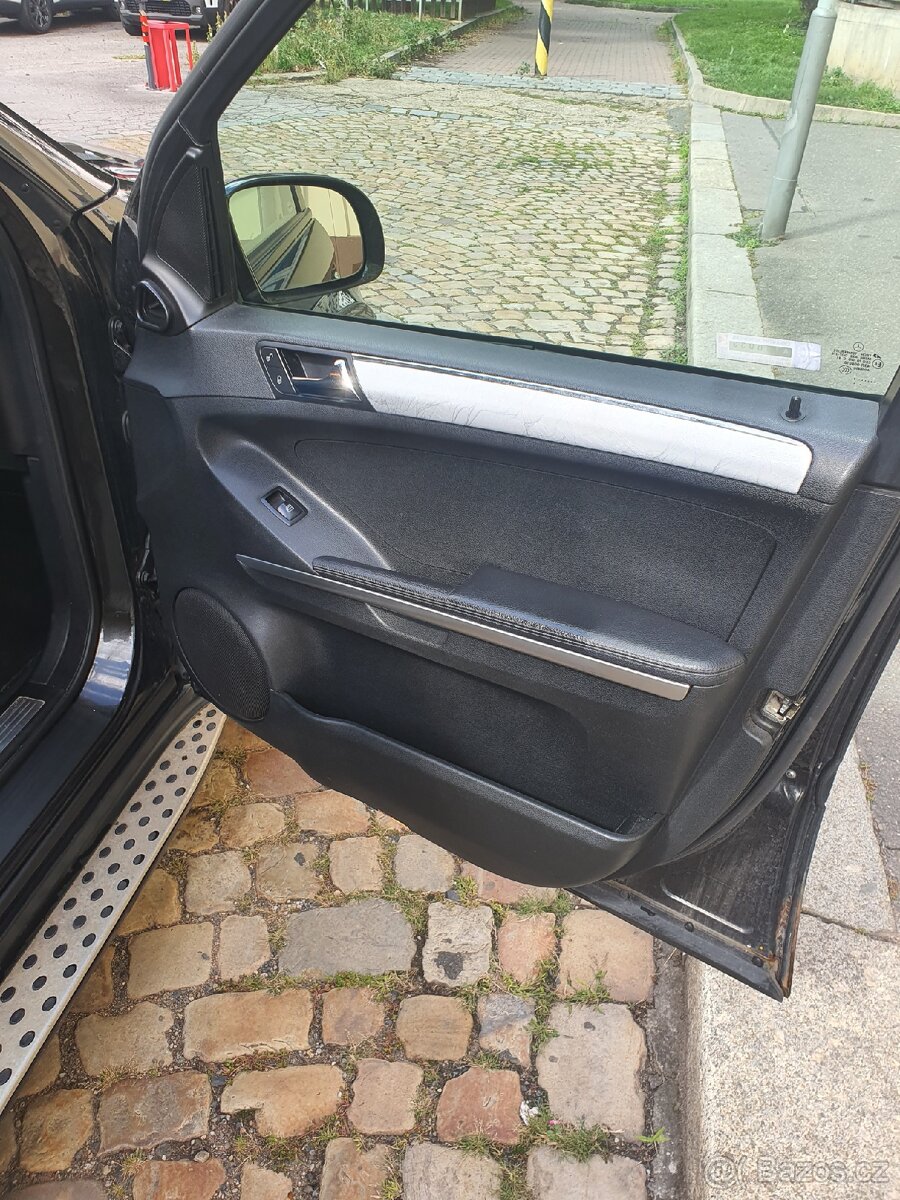 Mercedes-Benz ML 320CDI - 2