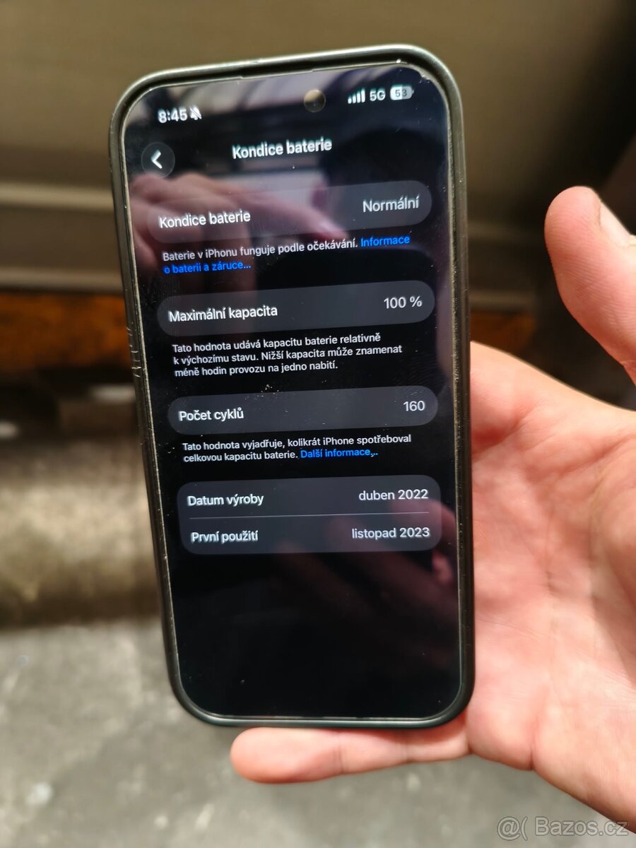 Iphone 15 pro 100% baterie - 2