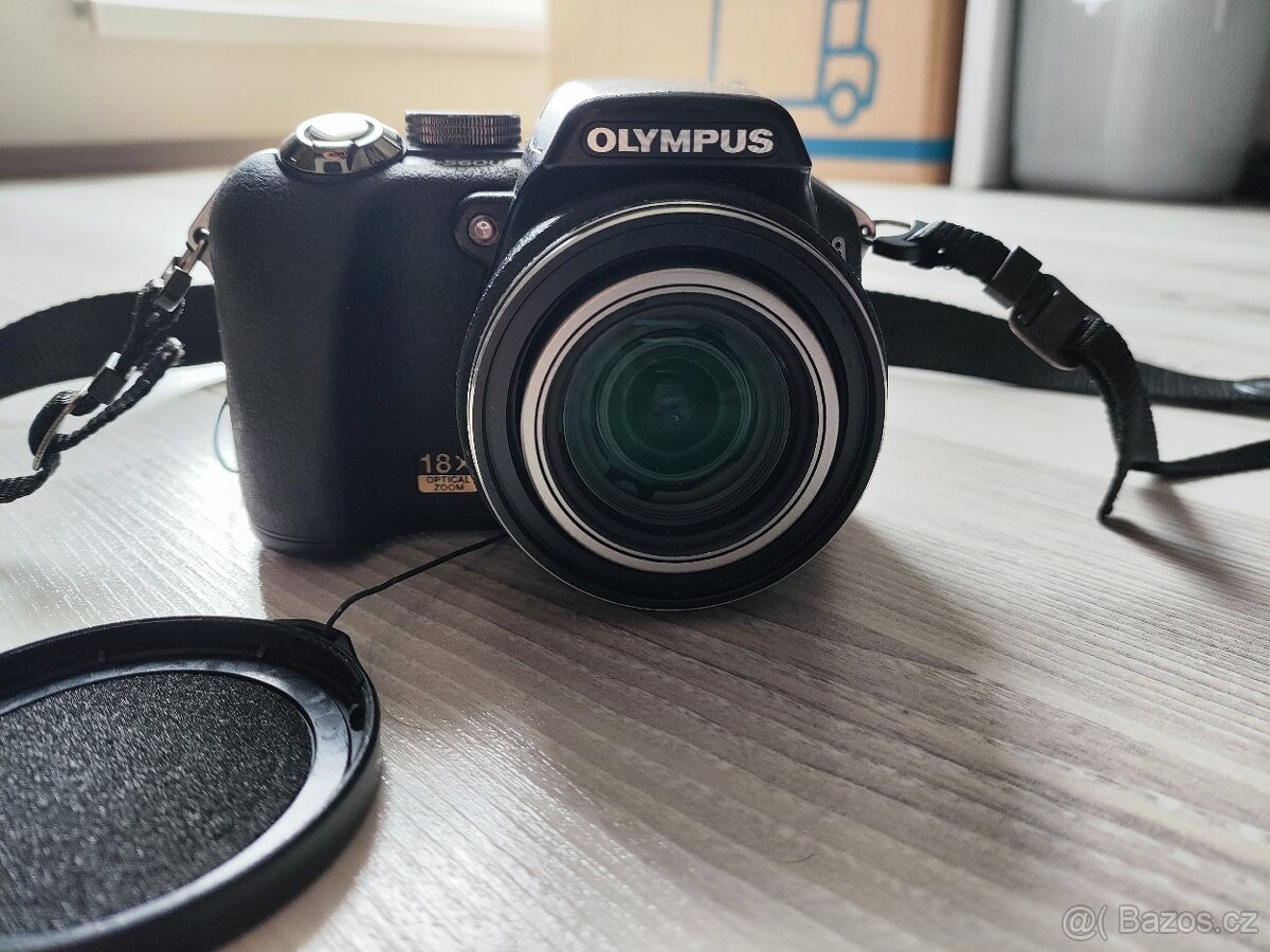 Zrcadlovka Olympus SP-560UZ - 2