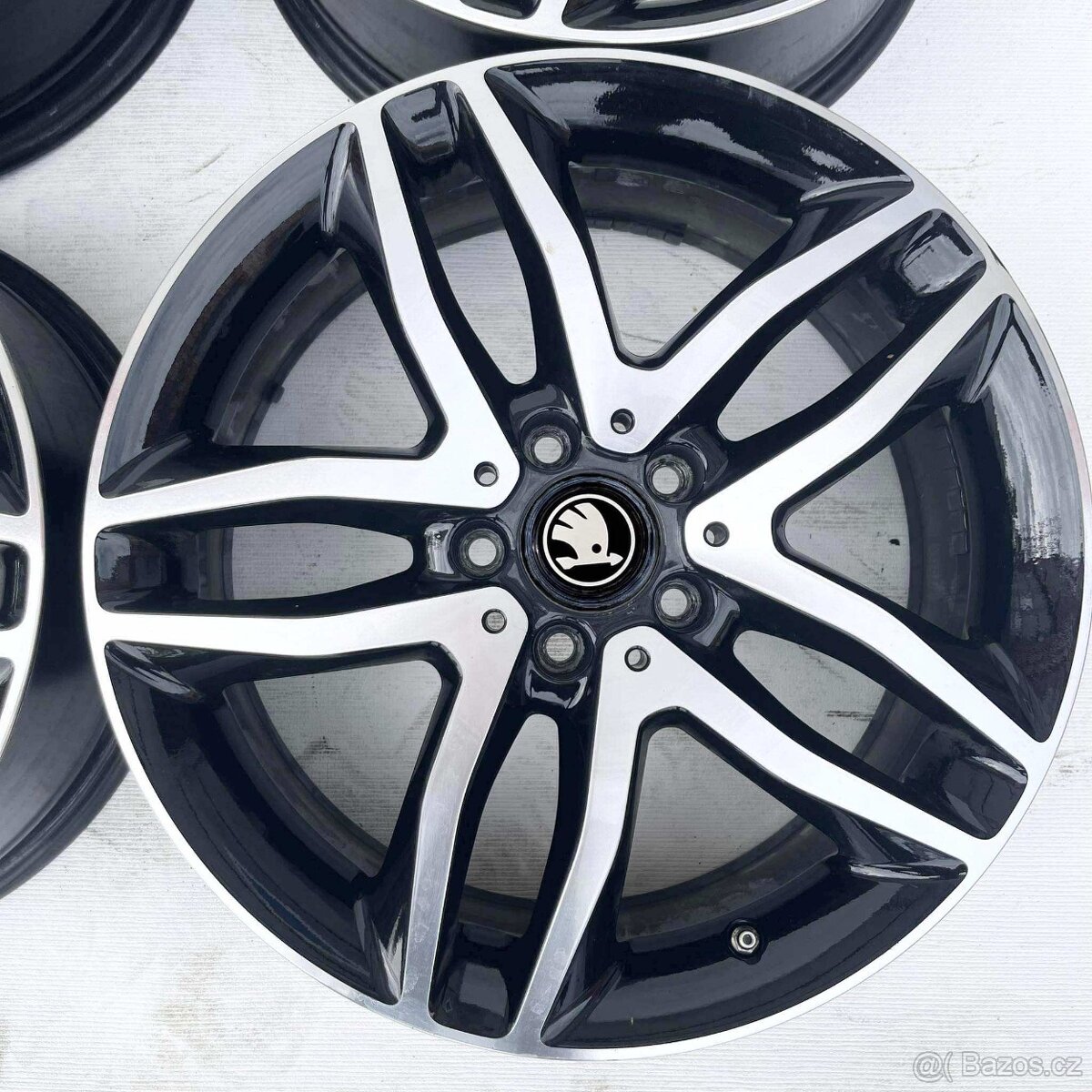 ALU KOLA ŠKODA KAROQ 18" - 2