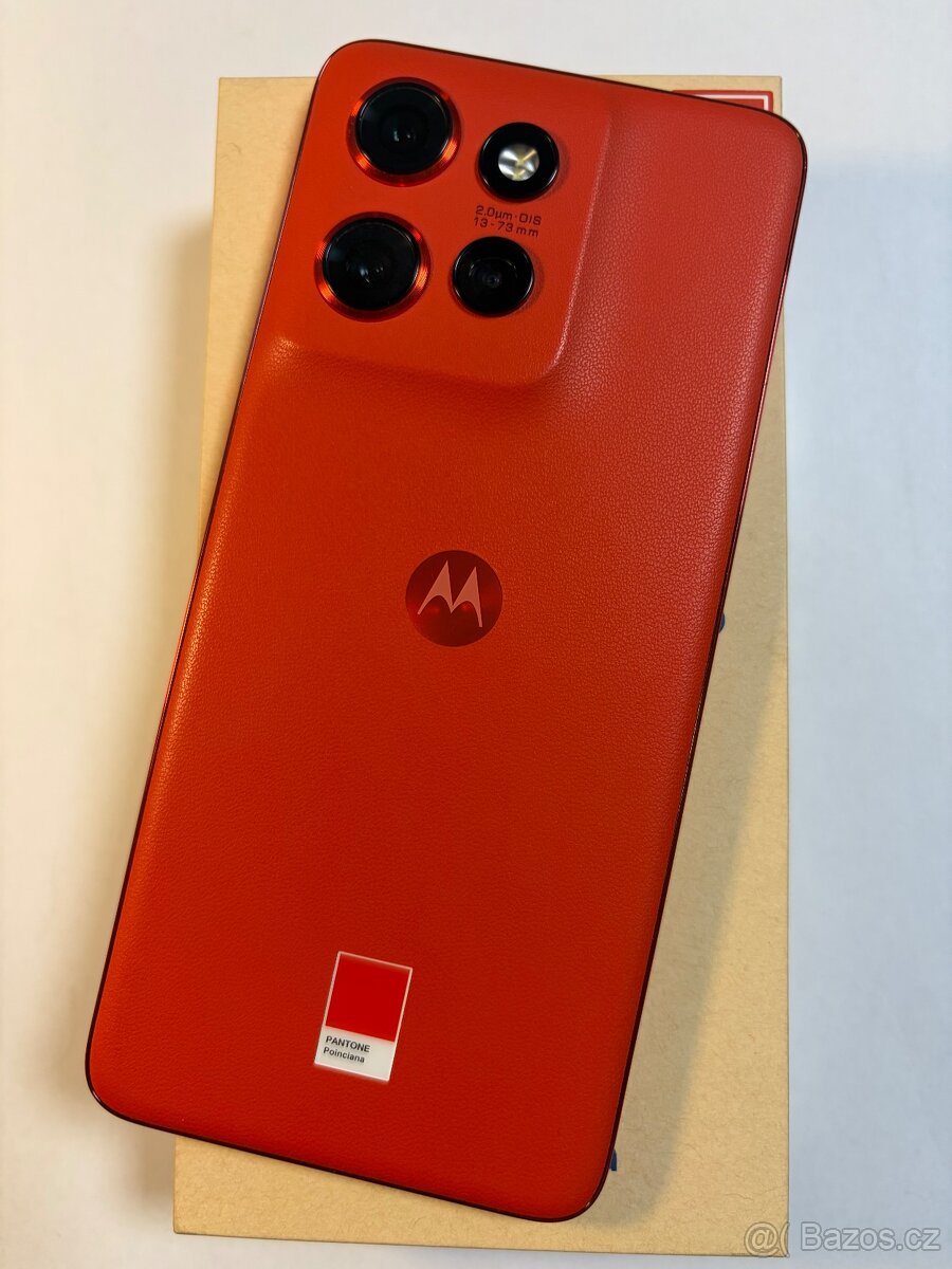 Motorola Edge 50 Neo 256gb Ram 8gb s kabelem Cena 3699kč - 2