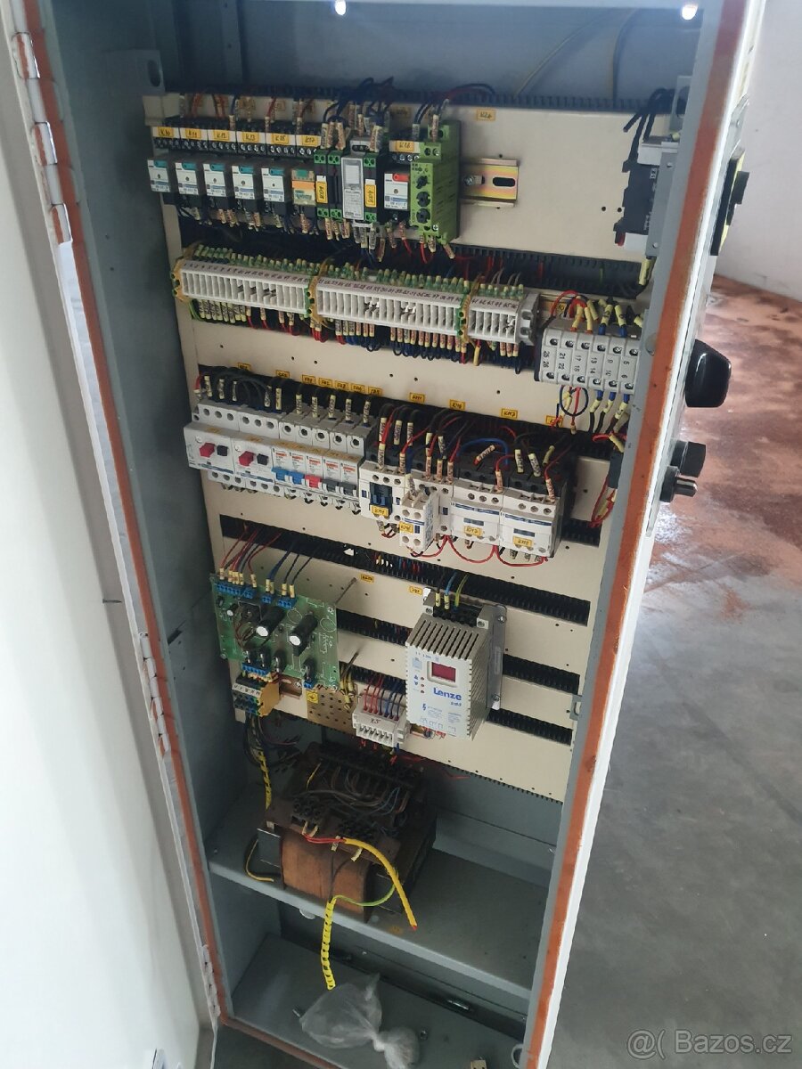 Elektrická rozvodná skříň. - 2
