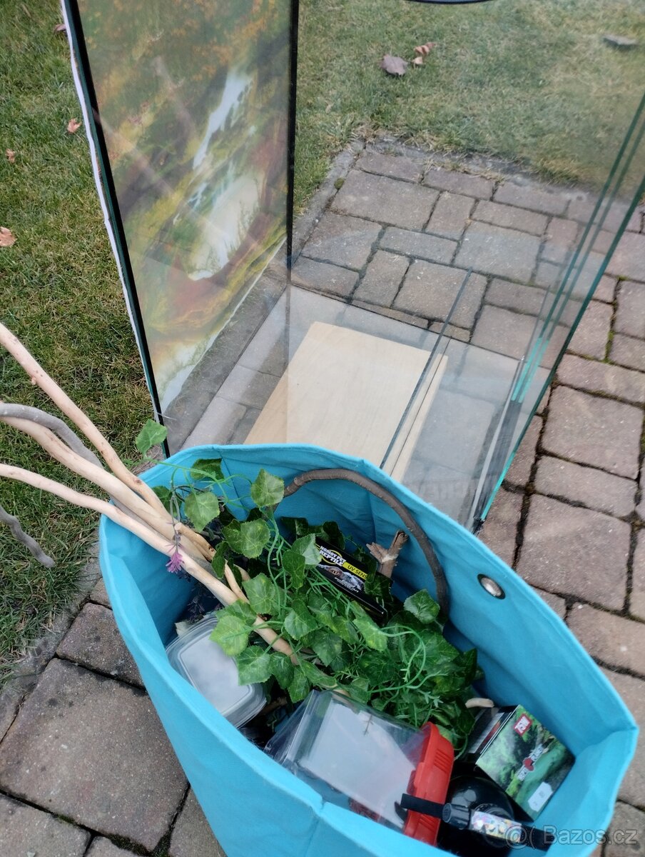 Terárium pro chameleona - 2