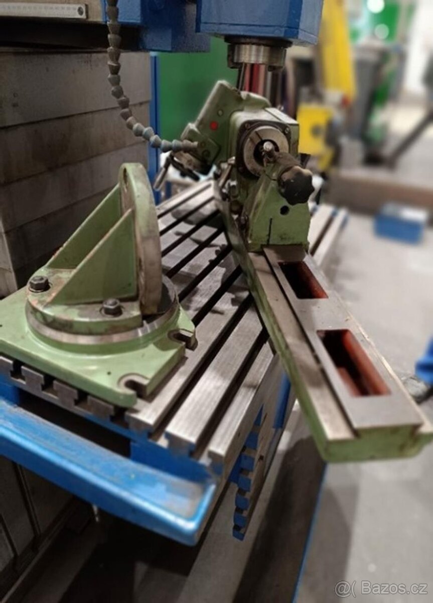 Nástrojářská frézka TOS FNGJ 32(7979) - 2