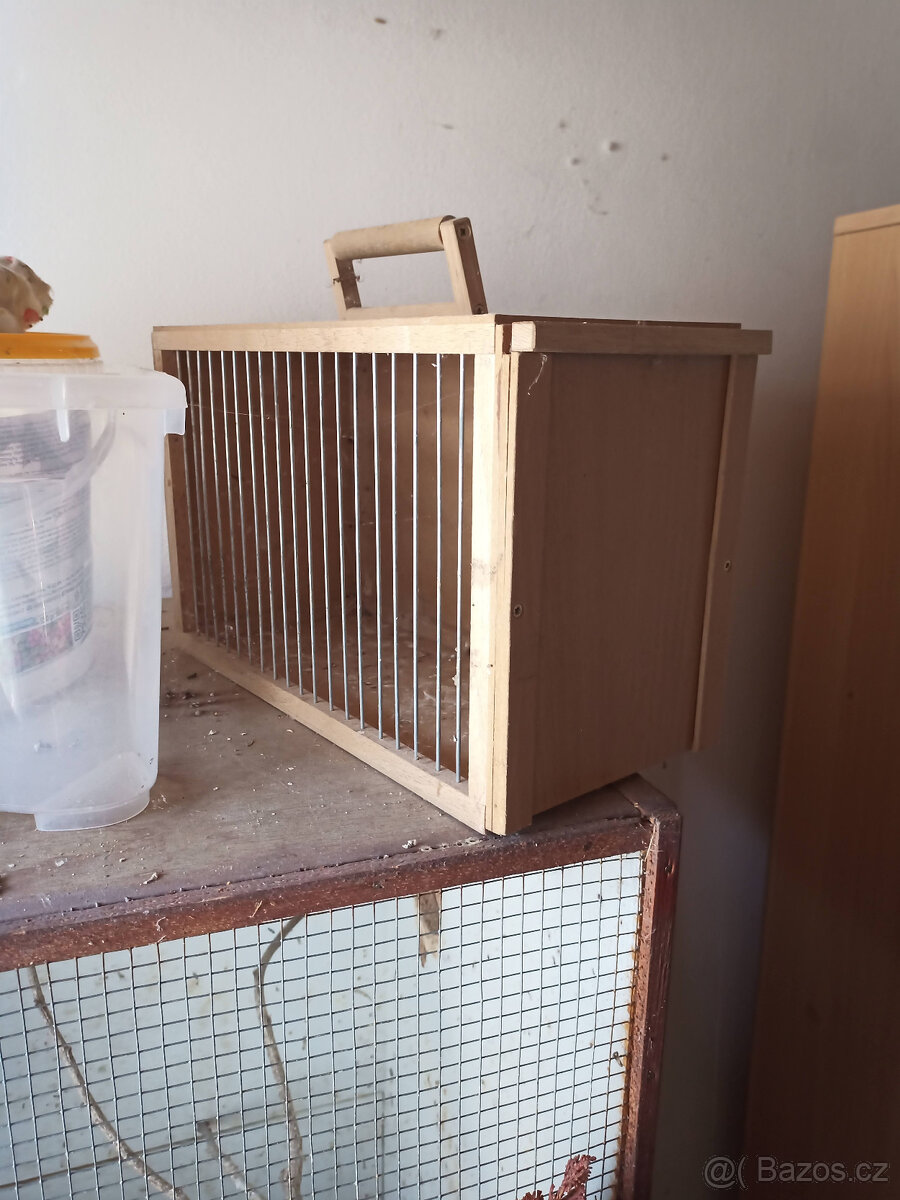 prodám klec a přenosku, - 2