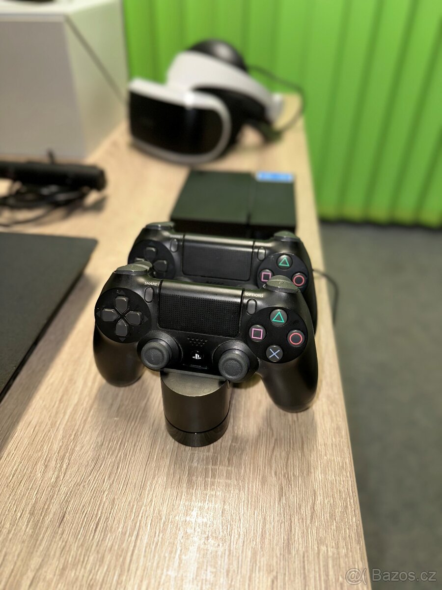 PlayStation 4 + VR set + 2 hry - 2