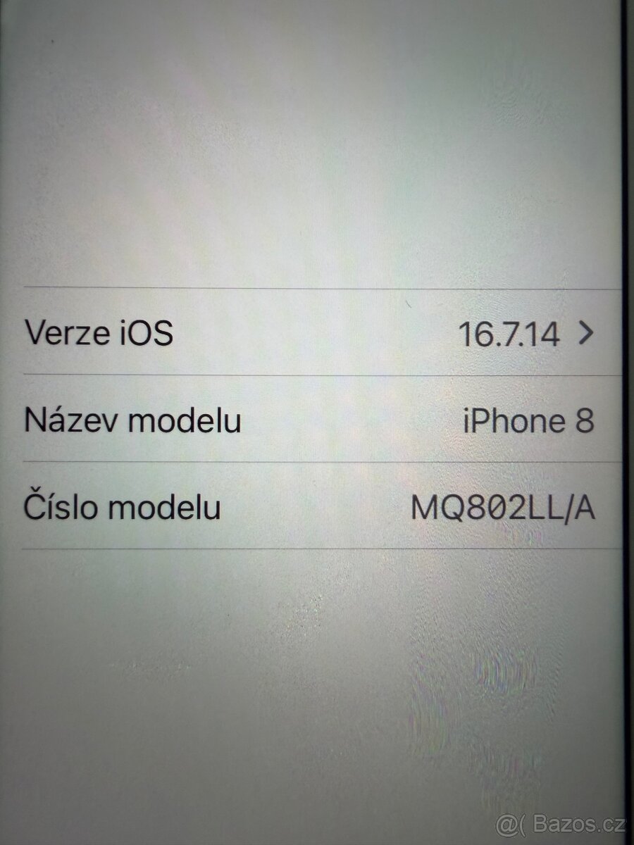 IPhone 8 růžový - 2