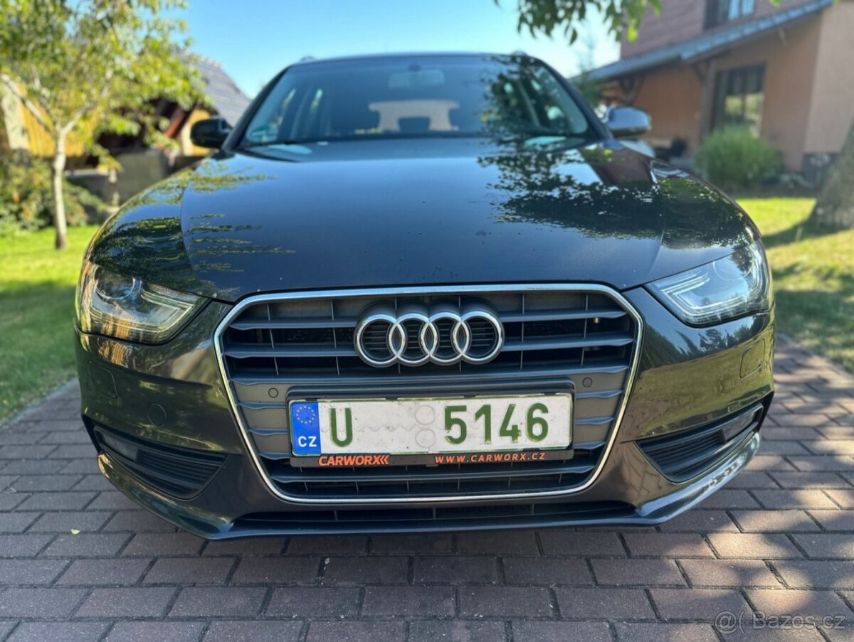 Nabízíme Audi A4 2.0Tdi 105kw Automat - 2