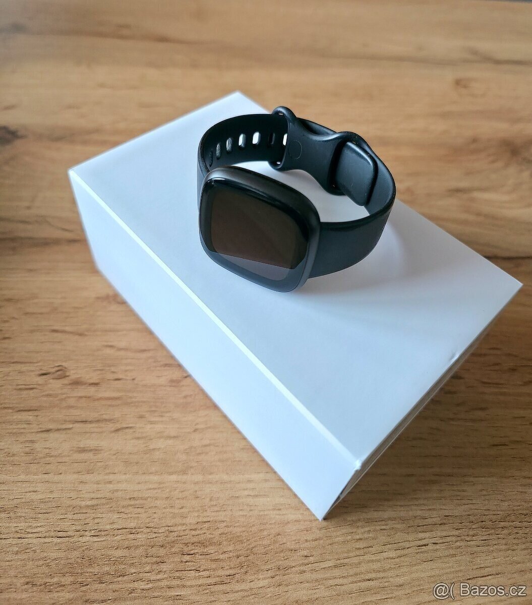 Chytré hodinky Fitbit Versa 3 - 2