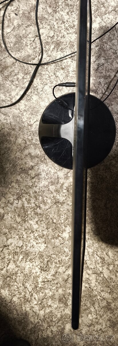 LED Monitor Samsung S24F350 - 2