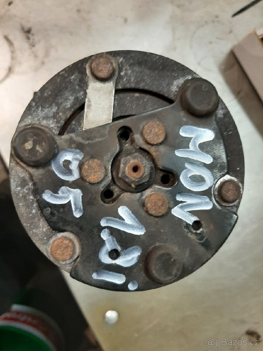 Ford mondeo 1.8 ,2.0i kompresor klimatizace - 2