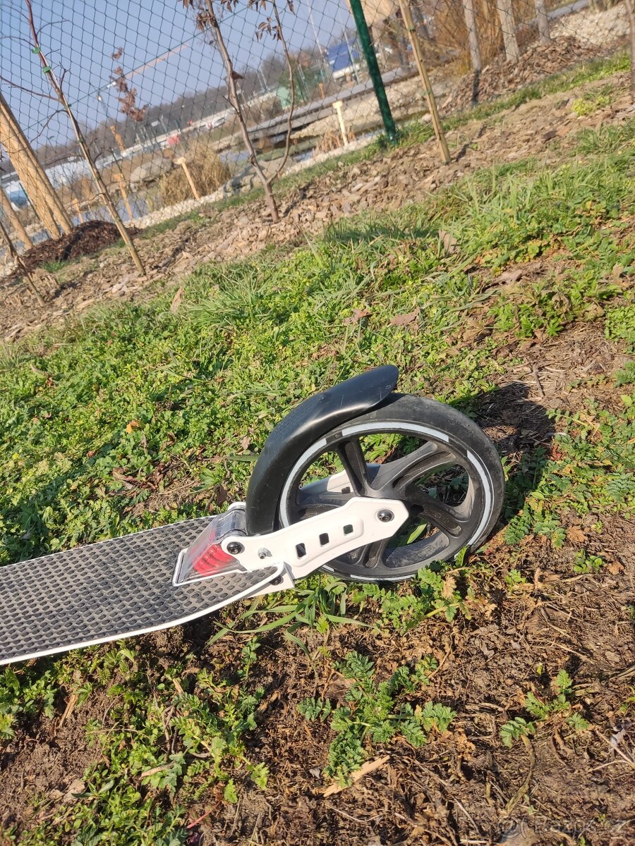 Skládací koloběžka - 2