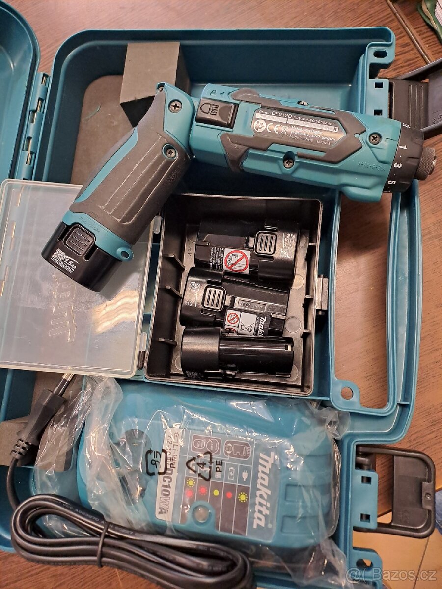Makita DF012DSE - 2