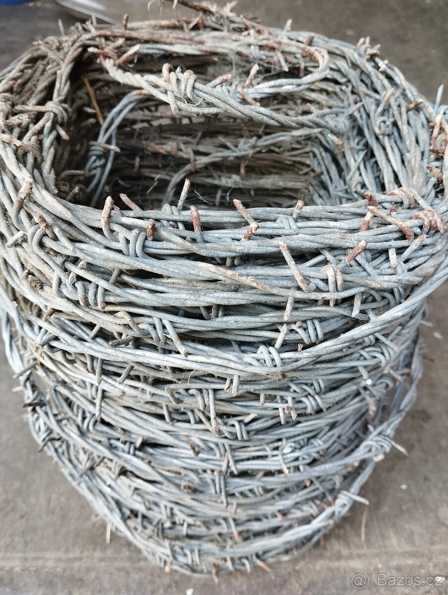 Ostnatý drát - 2