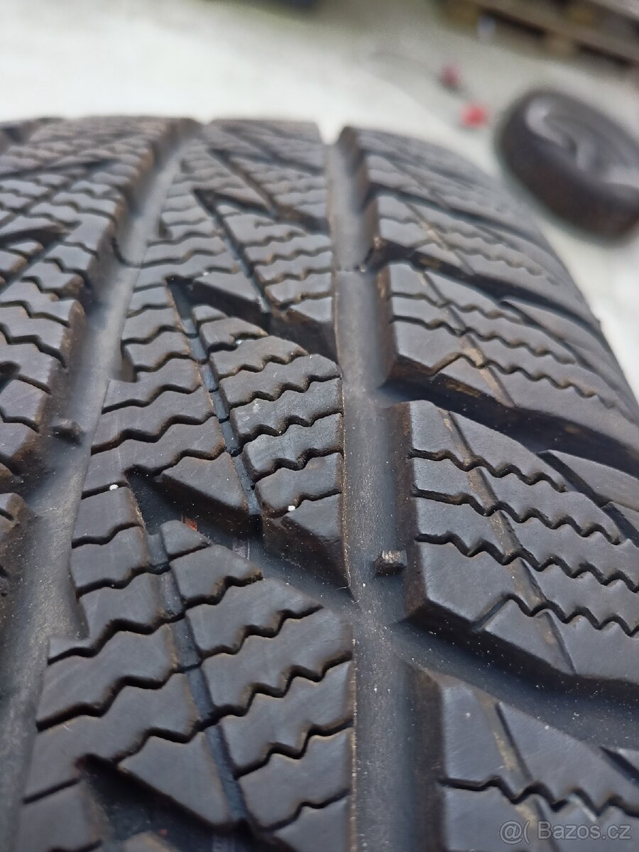 Zimní pneu Ford Focus c max - 2