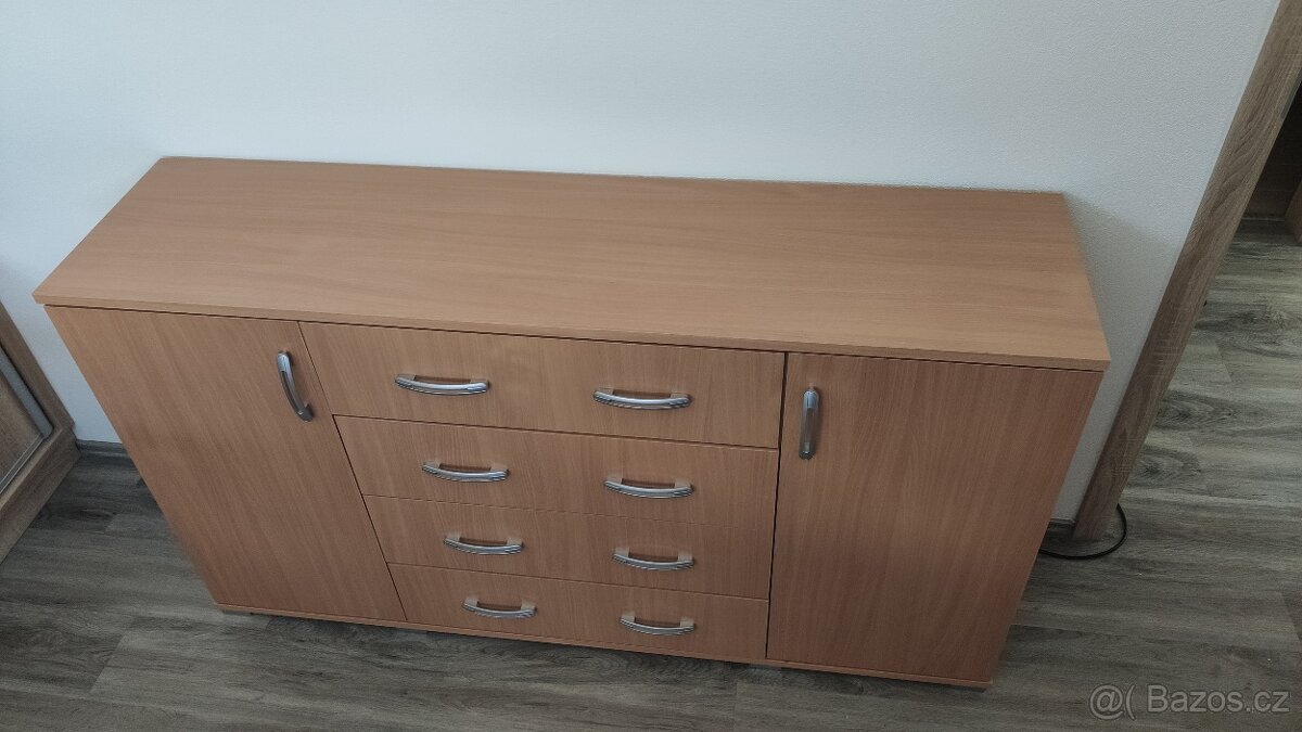 Komoda - 2