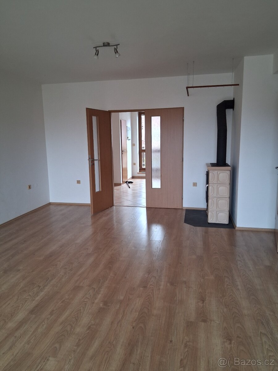 Pronájem bytu 2 + 1 - 2