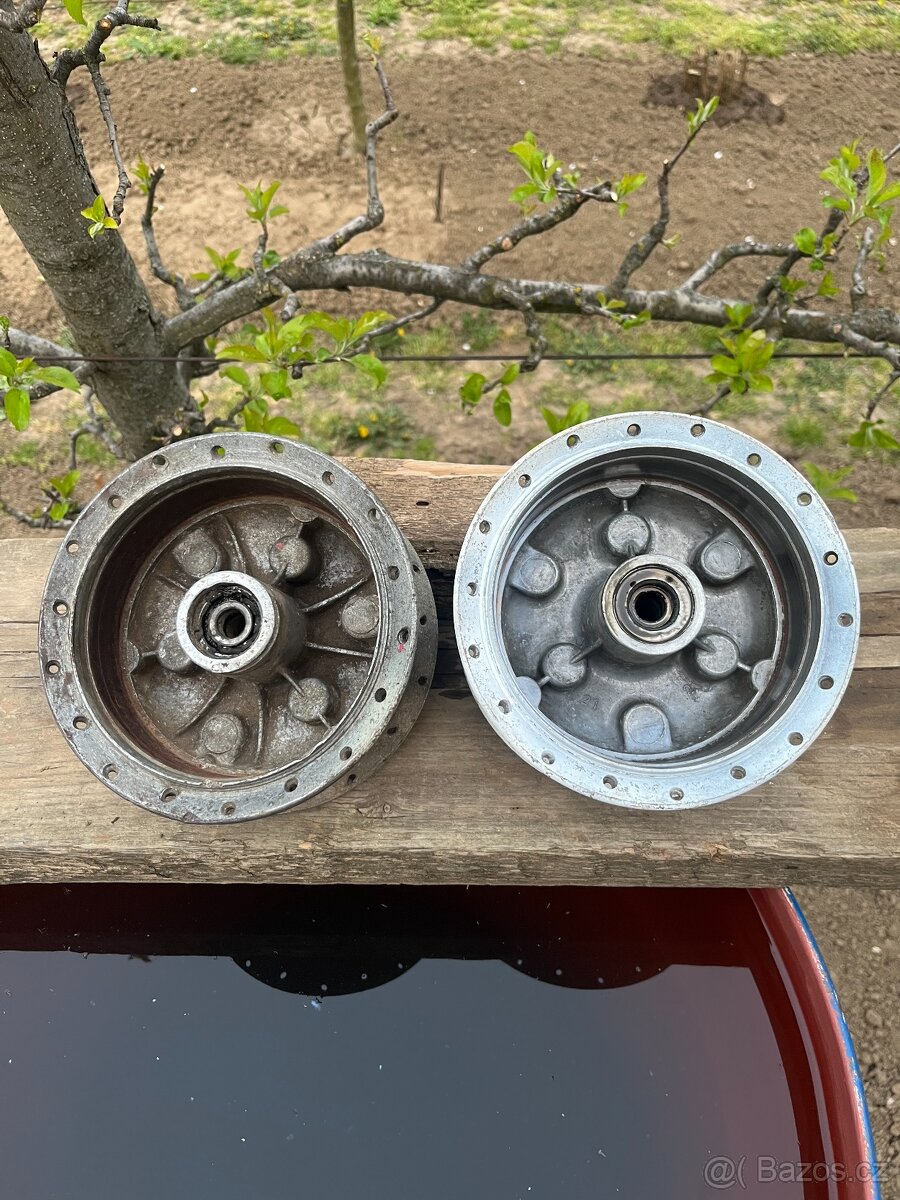 Jawa Pionier stredy kolies - 2