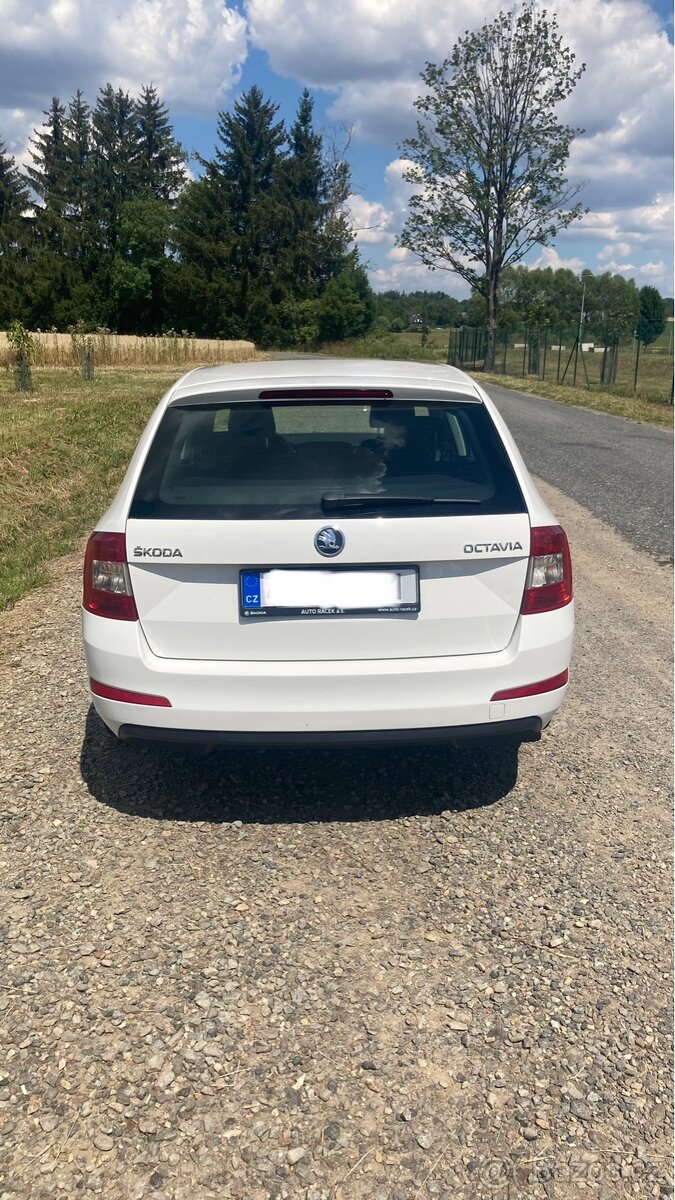 Škoda Octavia 3 1.6 TDi combi - 2
