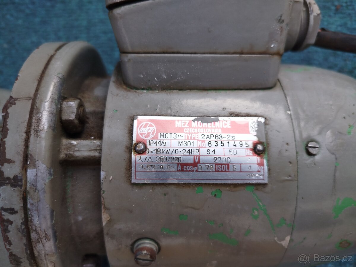 Motor s převodovkou - 2