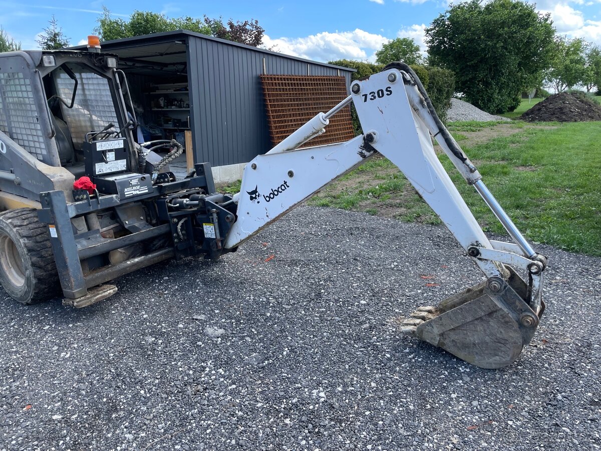 Podkop Bobcat 730s - 2