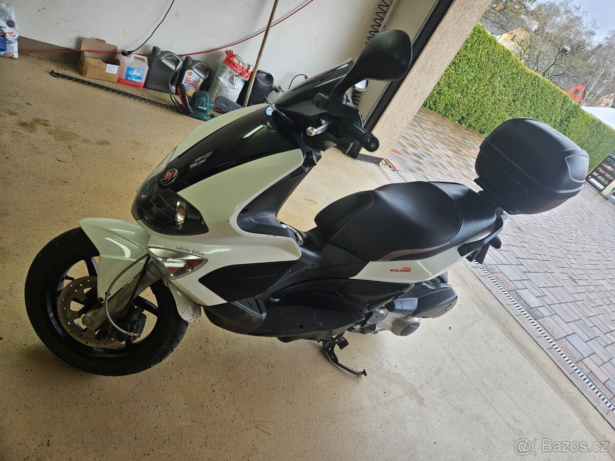 Gilera Runner 125 ST 4T - 2
