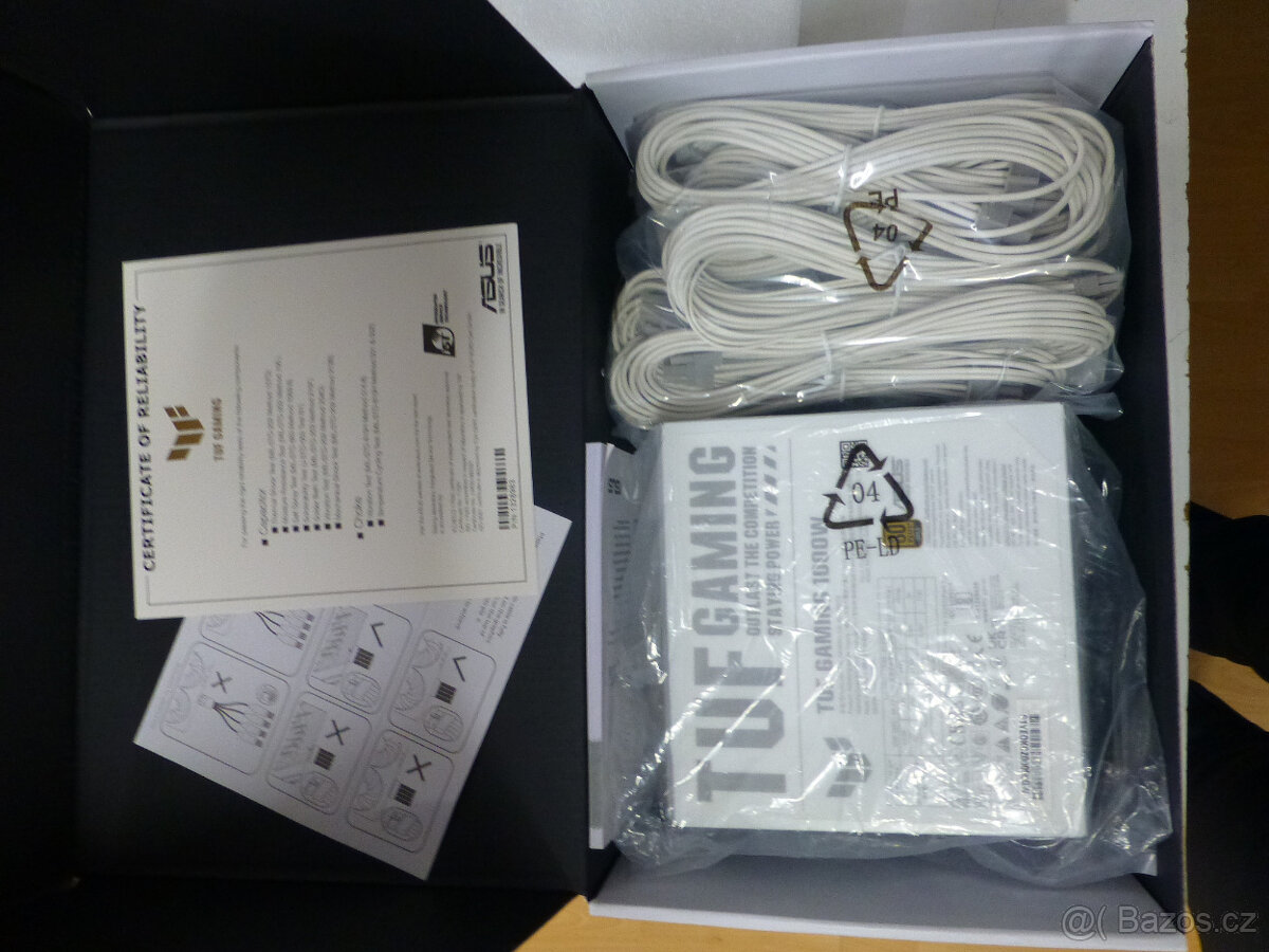 ASUS TUF GAMING 1000W Gold White Edition - 2