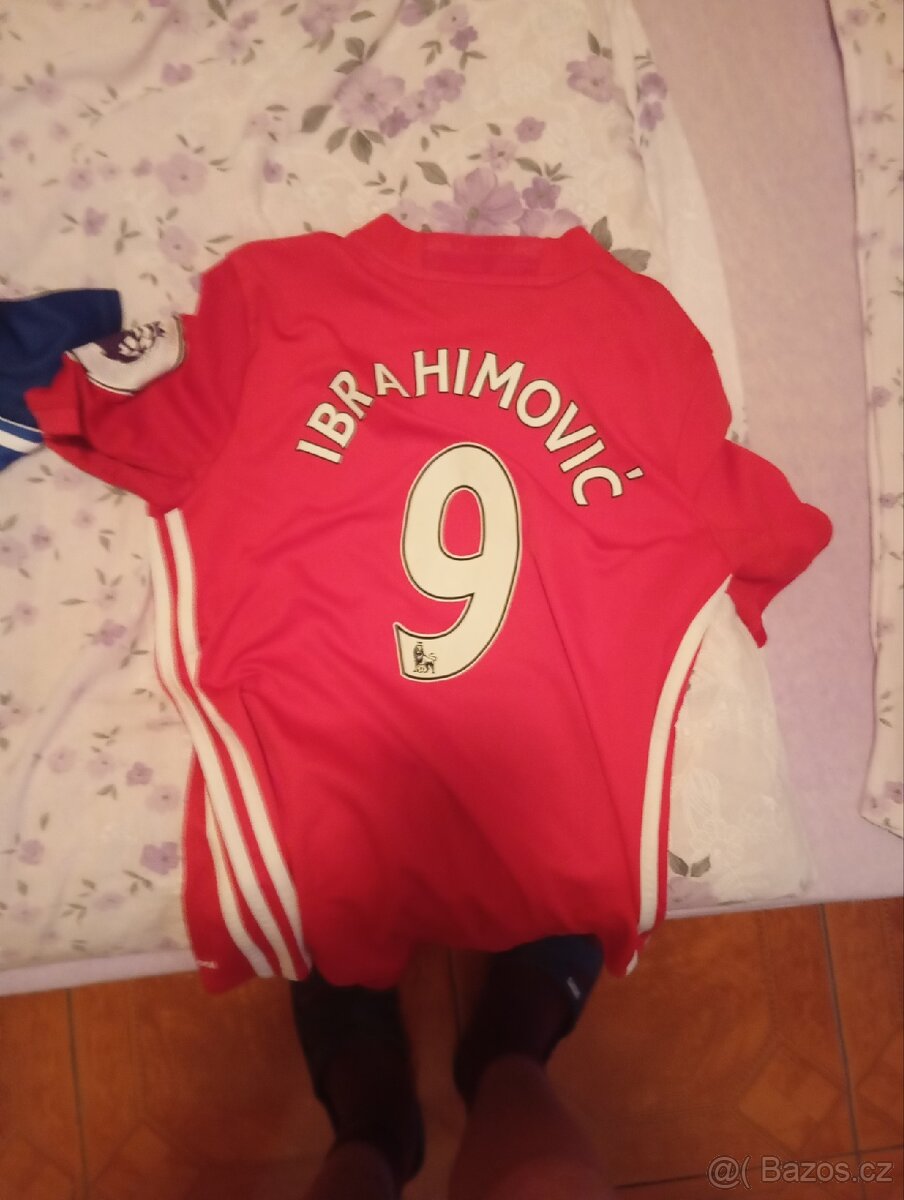 dres MUFC - 2