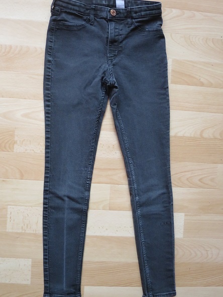 Rifle černé H&M 146 - 2