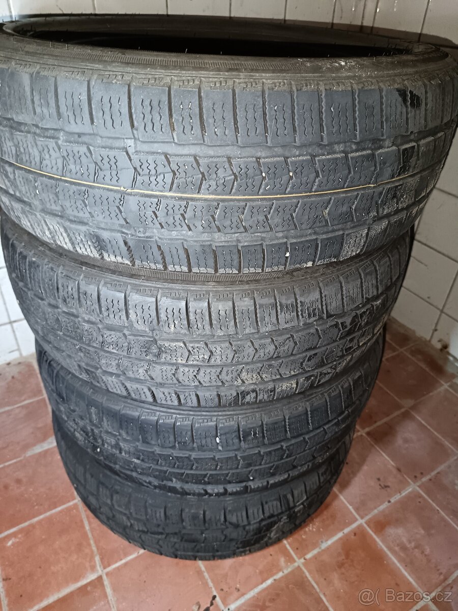 Zimní pneu 195/60 R 16 C 99/97T NEXEN WINGUARD - 2