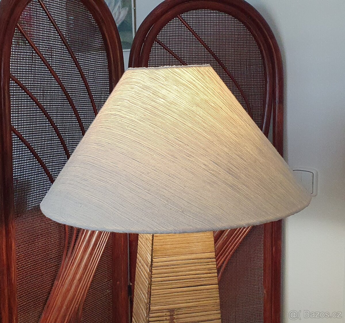 Stojací lampa v koloniálním stylu, Brno, - 2