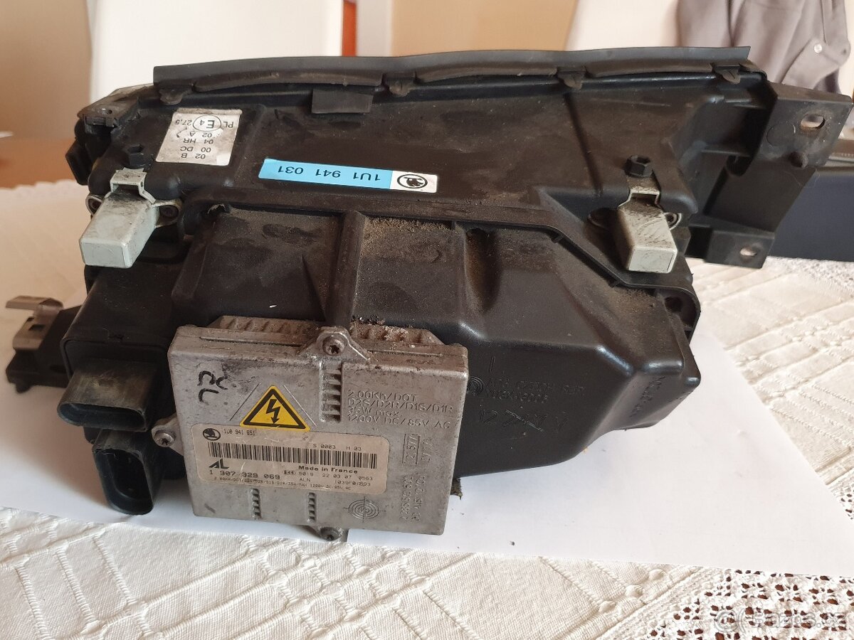 Xenonový světlomet levý Octavia 1 - 2