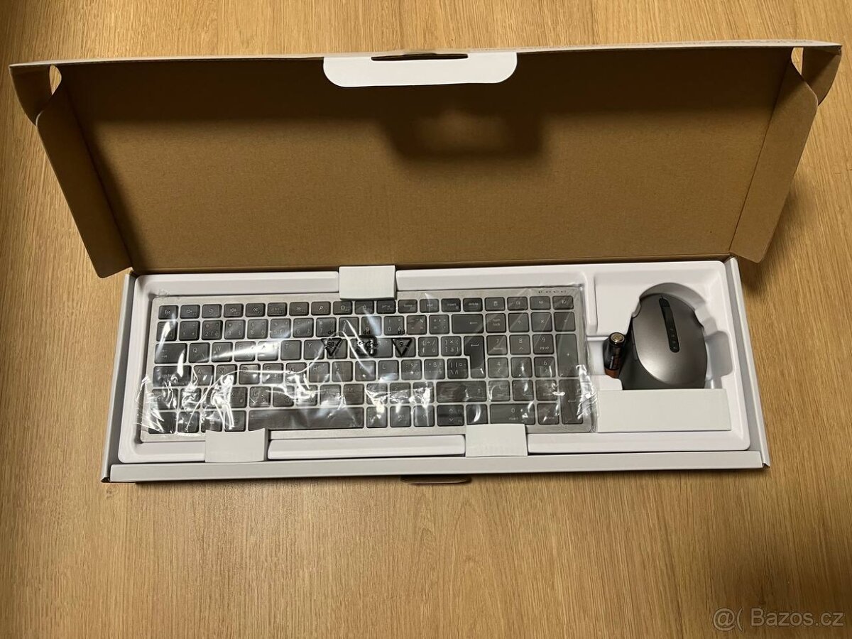 Klávesnice Dell Multi-Device Wireless Combo KM7120W Titan Gr - 2