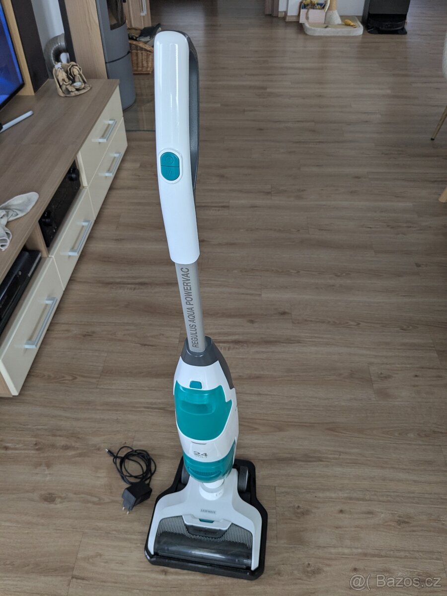 Tyčový vysavač Leifheit Regulus Aqua PowerVac 24V - 2