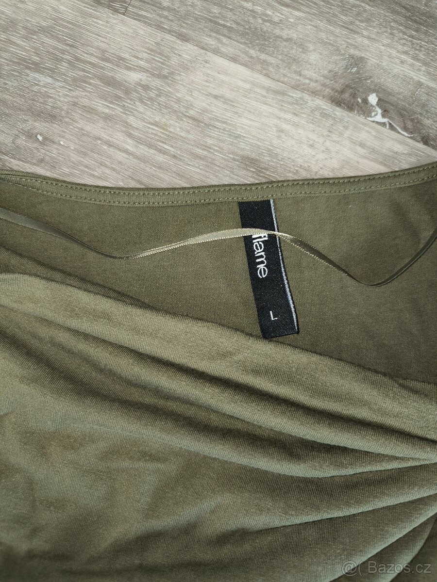 Dámské tričko vel. L - 2